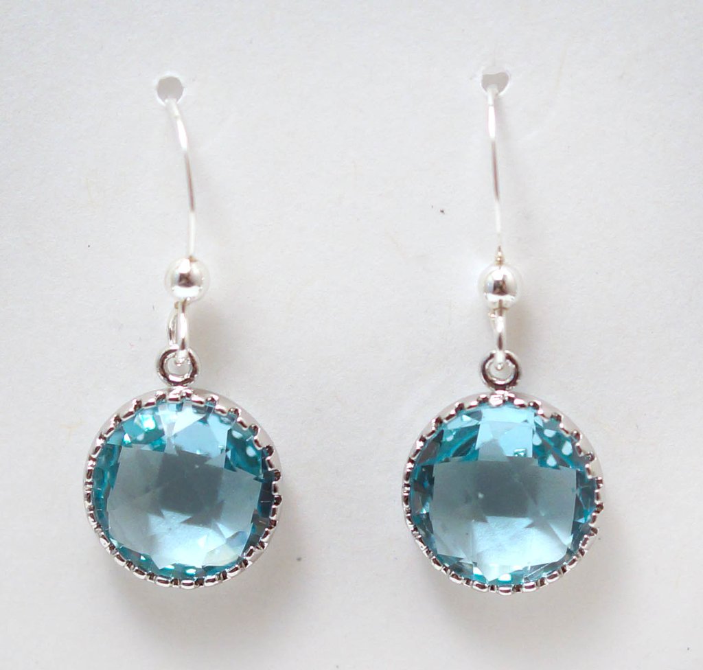 BW Earring Silver Petite Framed Filigree Round
